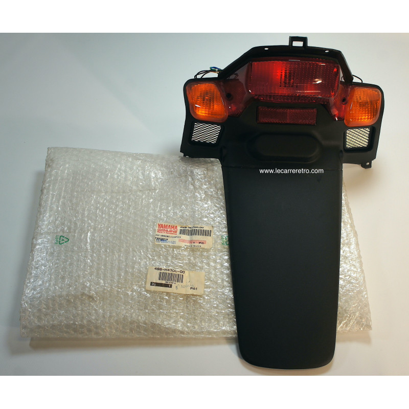 NEW YAMAHA CW50RS BOOSTER FULL TAILLIGHT ASSEMBLY