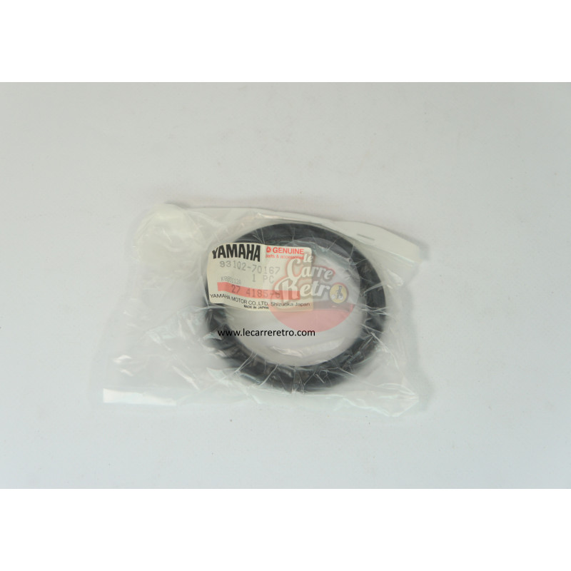 NEW YAMAHA BT1100 OIL SEAL