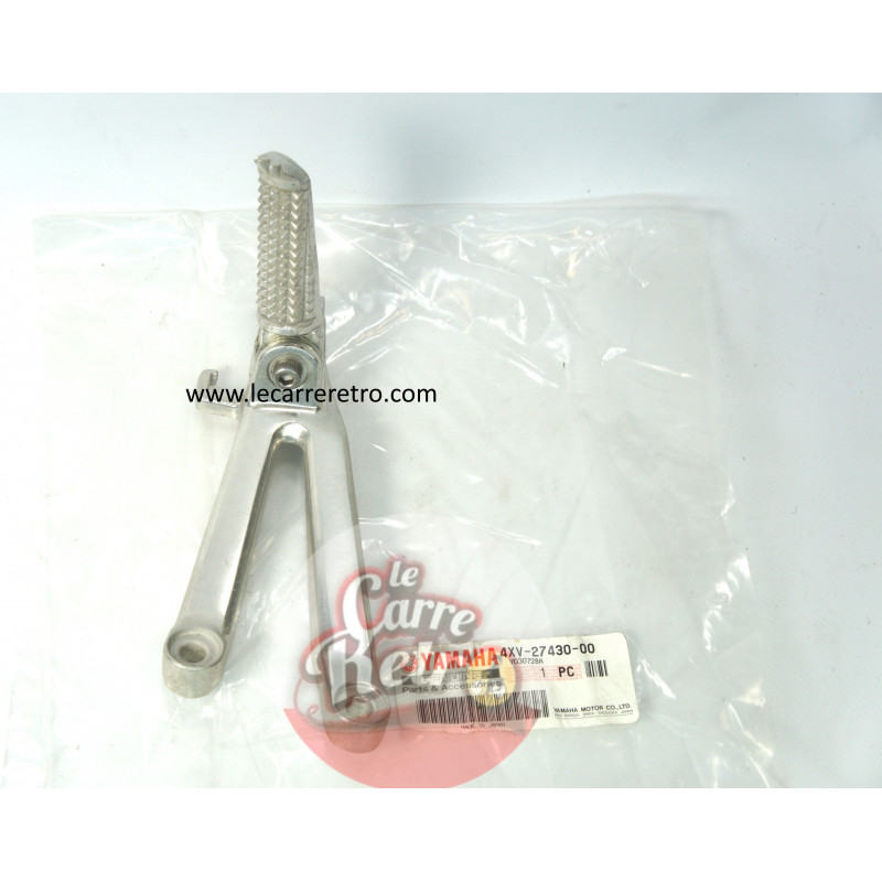 NEW YAMAHA YZF-R1 REAR FOOTREST ASSY 1